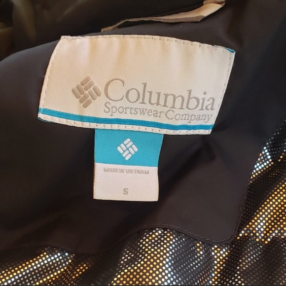 Columbia Sportswear Company Men's Size Small Black Omni-Tech Hooded Jacket - Picture 4 of 8